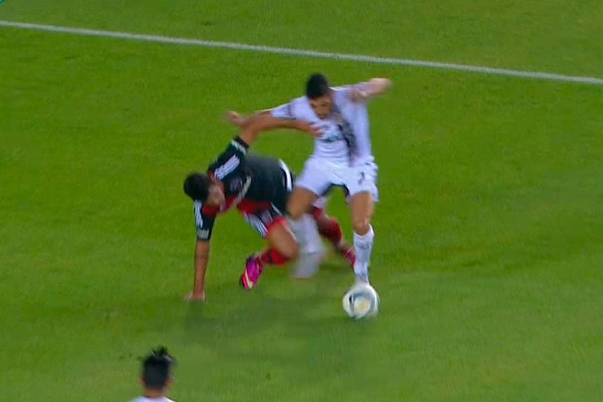 Newell’s: Gabriel Báez sufrió una fractura de peroné