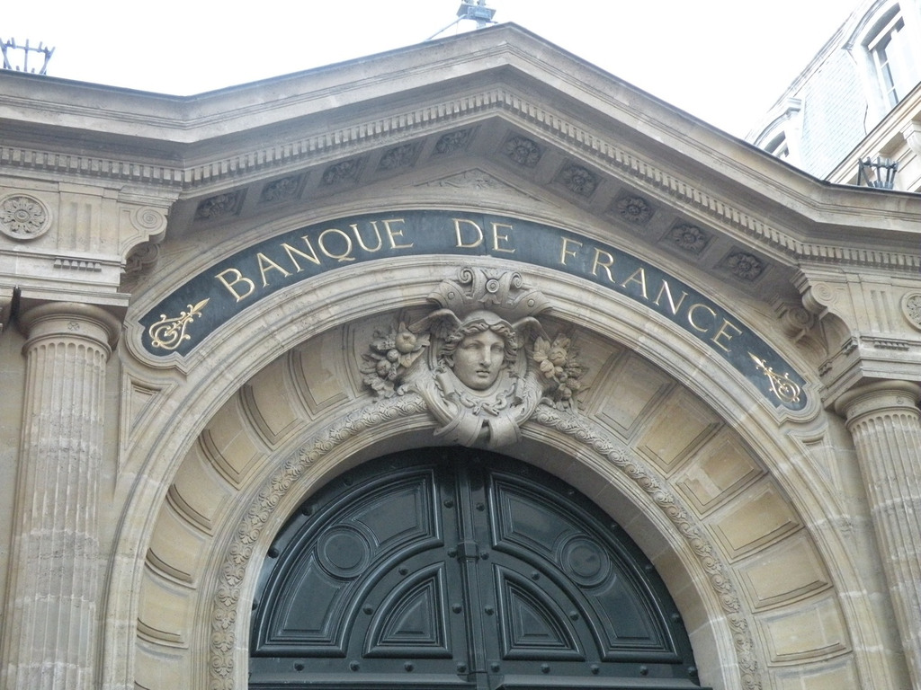 El déficit francés baja 6.000 millones de euros