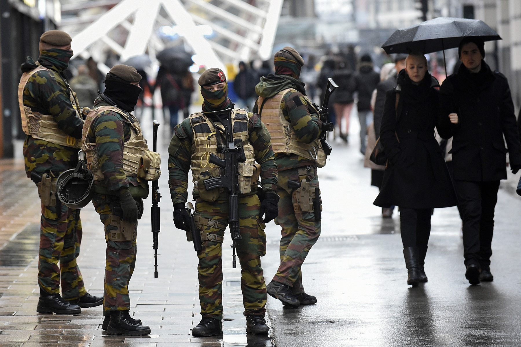 Tras los atentados, Bélgica mantiene la alerta máxima