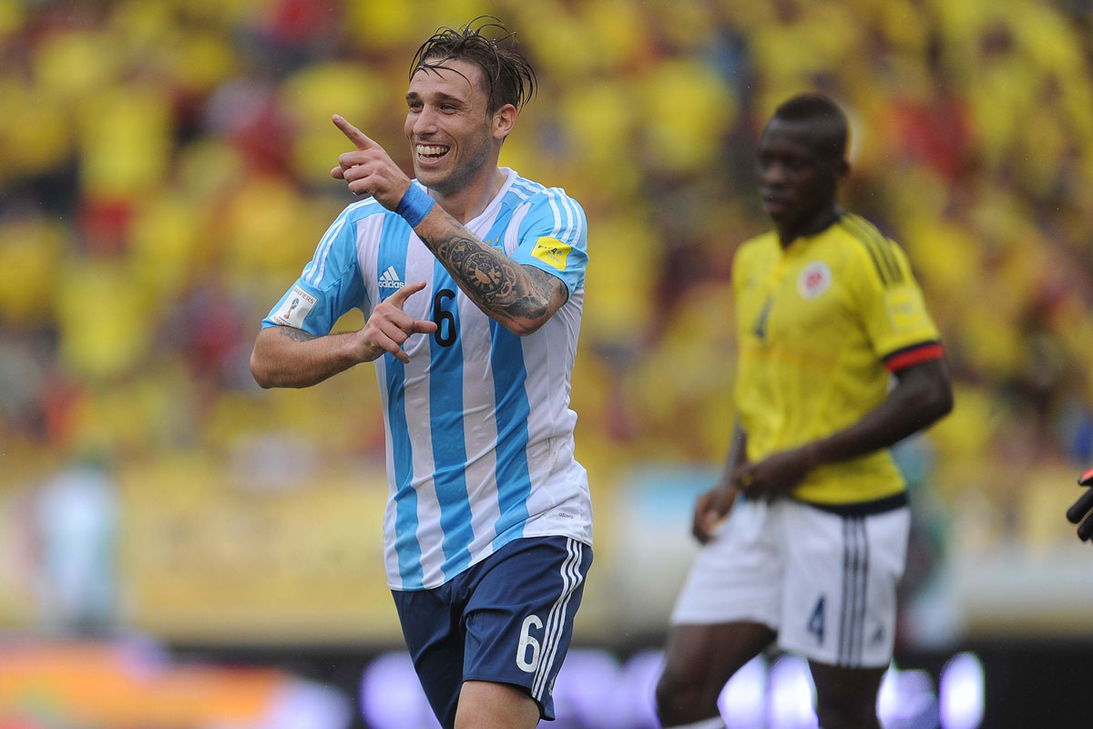 En el segundo tiempo, Argentina le gana a Colombia