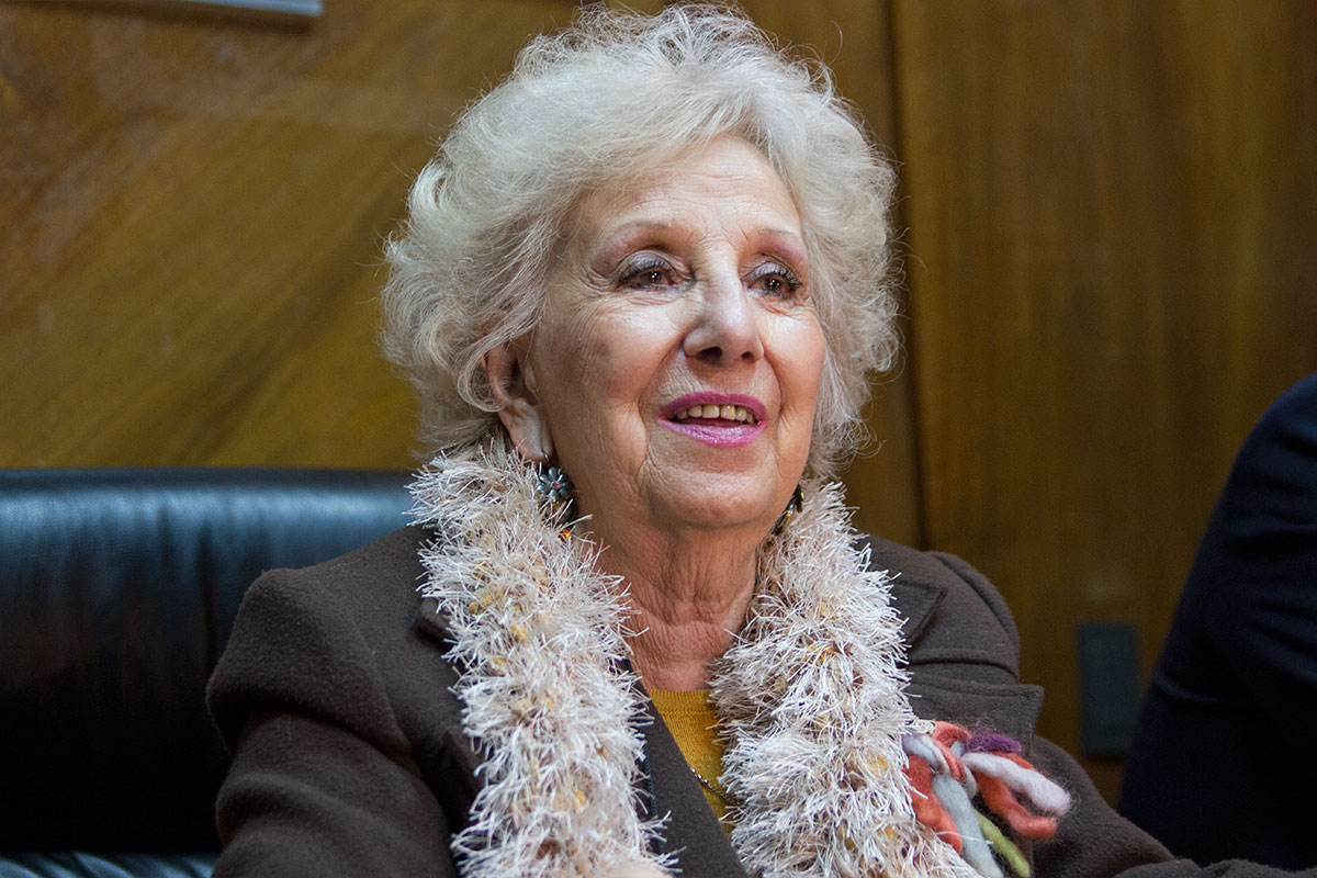 «Lo que Macri anuncia es opuesto a lo que hizo Cristina»