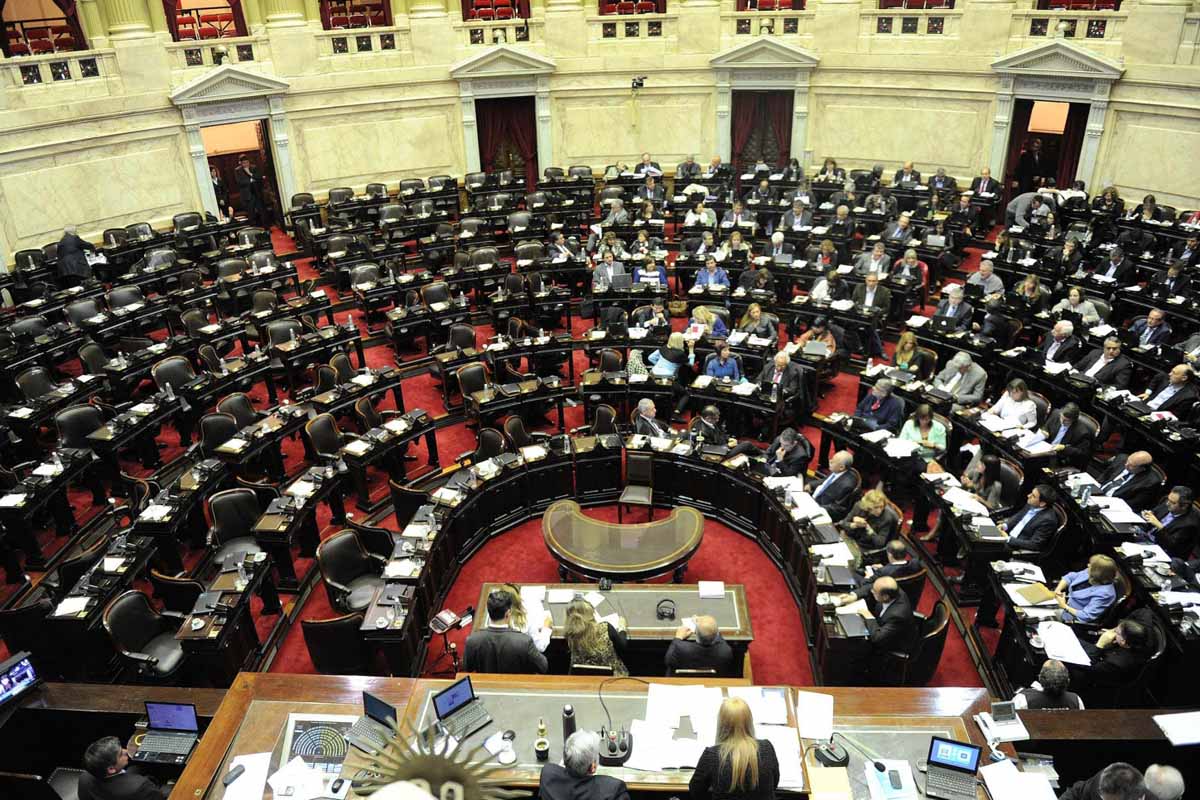 Diputados sesionará pese al rechazo opositor