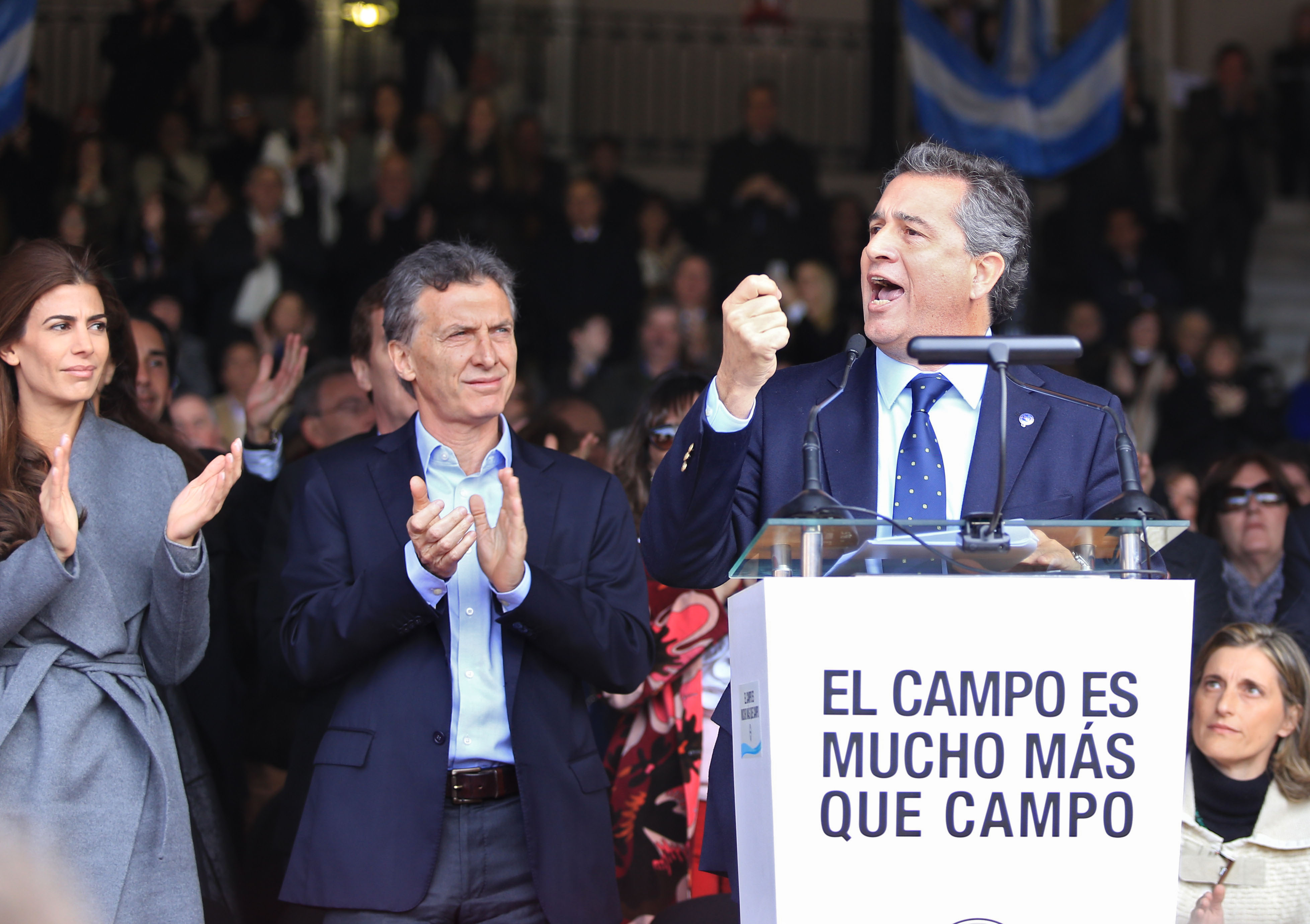«Macri prometió eliminar todas las retenciones al agro»