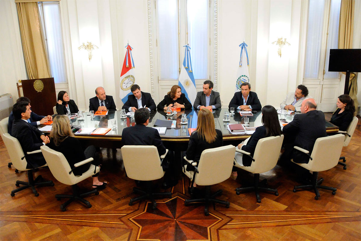 Entidades cuestionan la designación de un funcionario