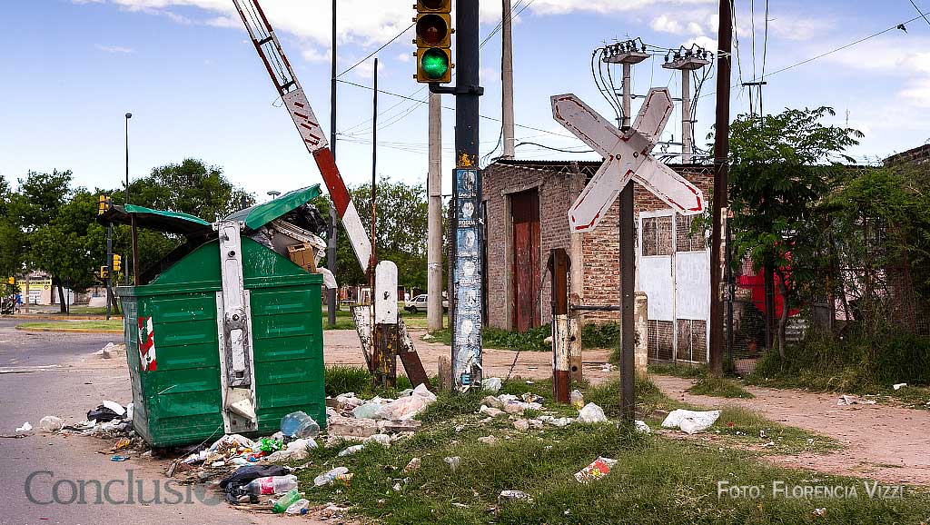 Una postal que se repite en calles y esquinas de Rosario…