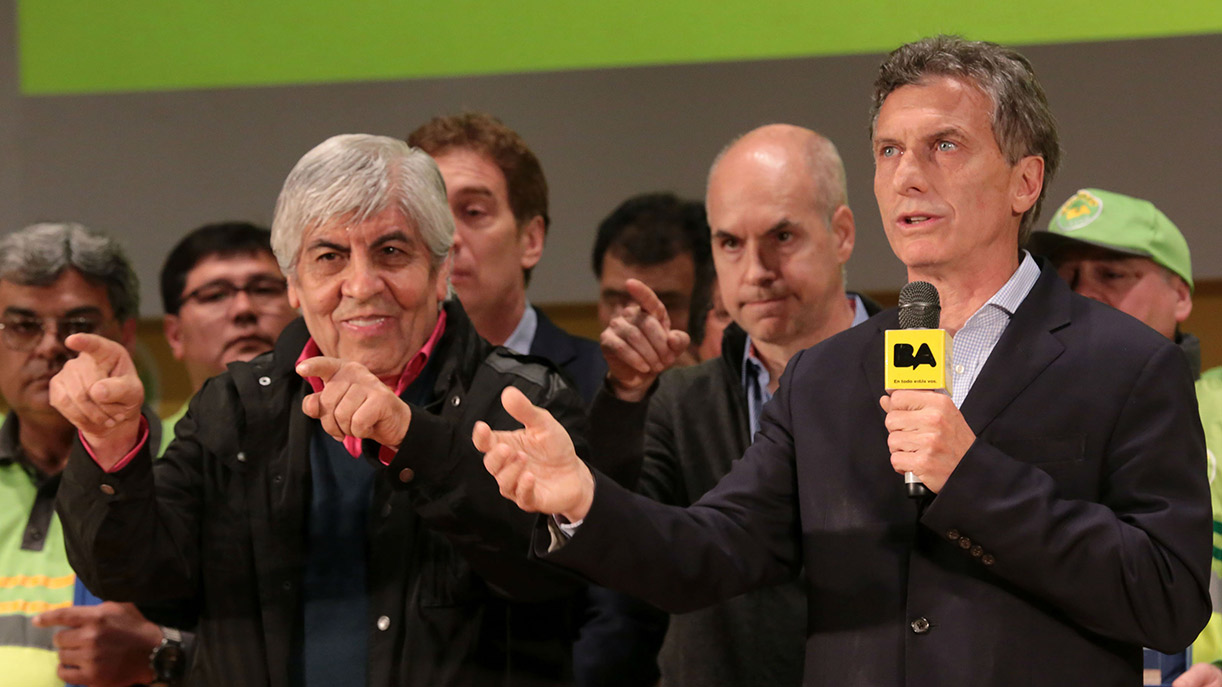 Macri apuesta a Moyano para abordar a los trabajadores