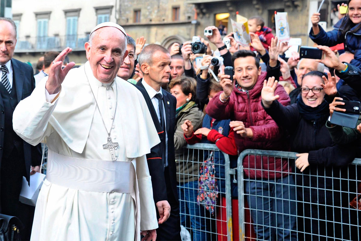 El Papa condenó la corrupción y la explotación laboral