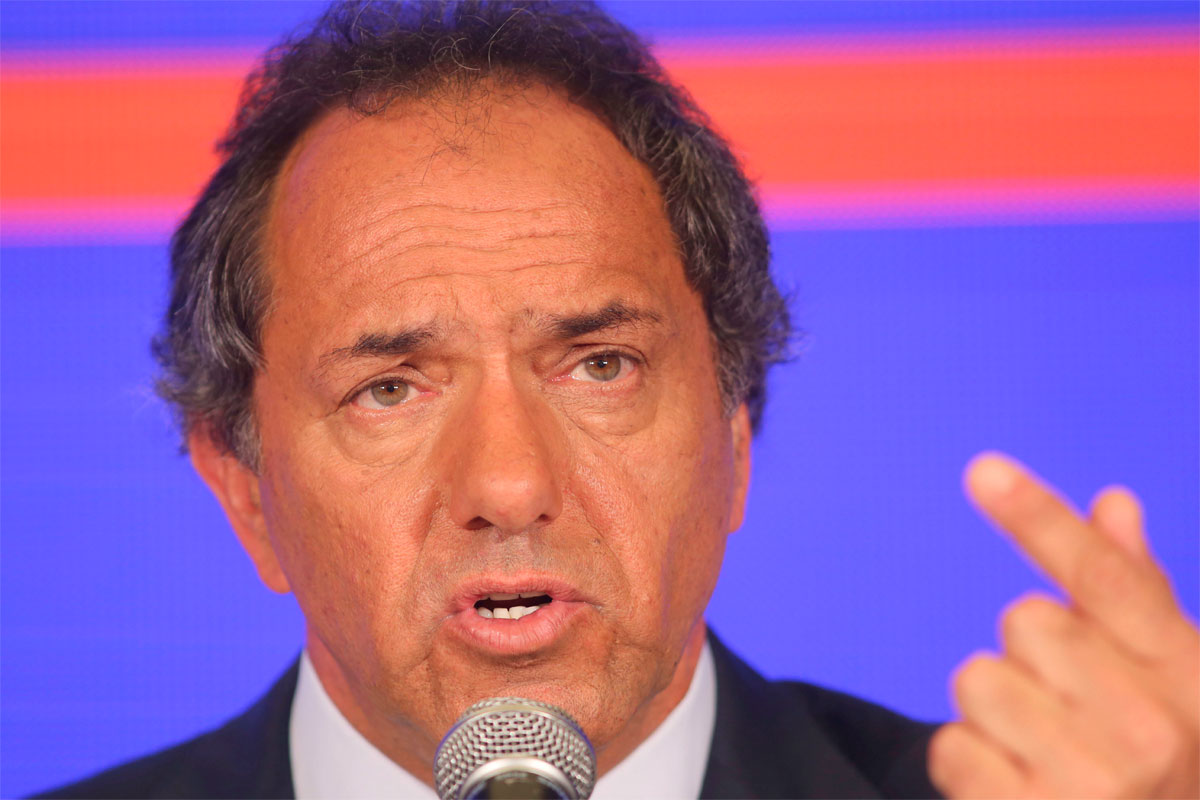 Scioli confirmó que estará en la asunción de Macri