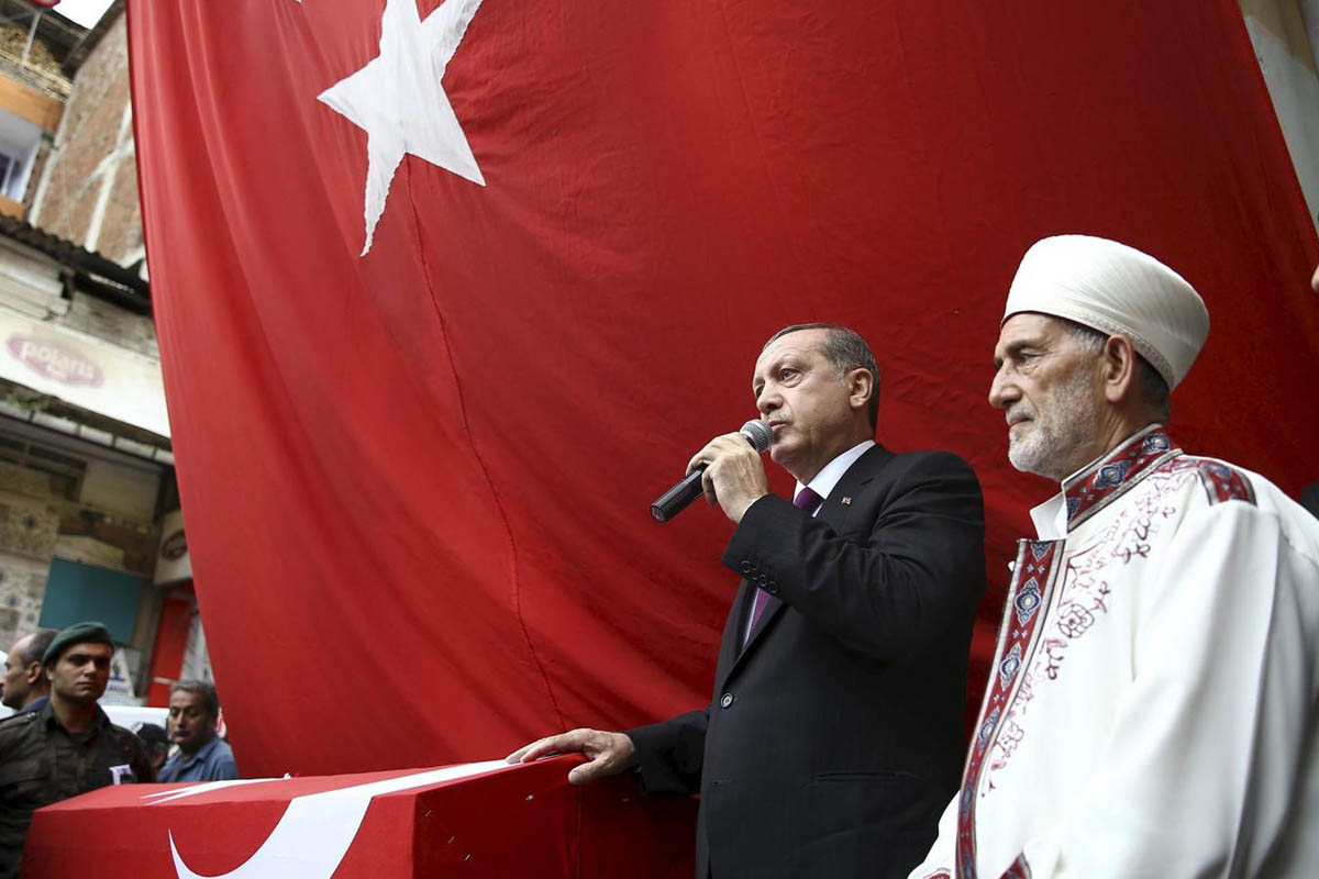  Terminaron en calma elecciones en Turquía