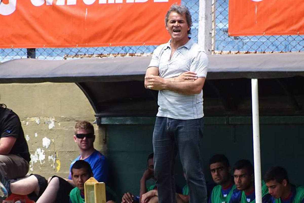 «Tenemos que armar un gran plantel, que pelee arriba»