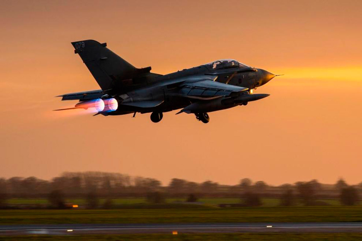 Luz verde: aviones británicos ya bombardean a Siria