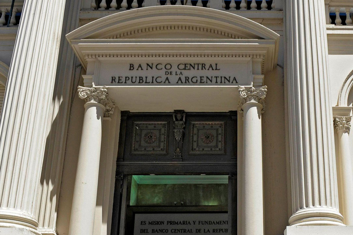 Banco Central pasó yuanes de las reservas a dólares