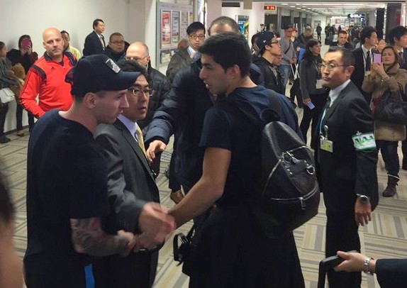 Lionel Messi fue agredido por hinchas de River en Japón
