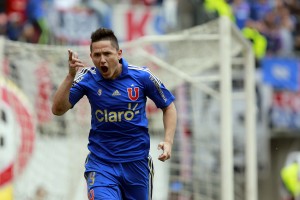 27 de Septiembre de 2014, SANTIAGO. Gustavo Canales celebra su gol y el tres a uno para su equipo, durante el partido valido por la novena fecha del Campeonato de apertura 2014-2015, entre Audax Italiano vs Universidad de Chile jugado en el estadio Bicentenario de La Florida. FOTO: JAVIER VALDES LARRONDO /AGENCIAUNO