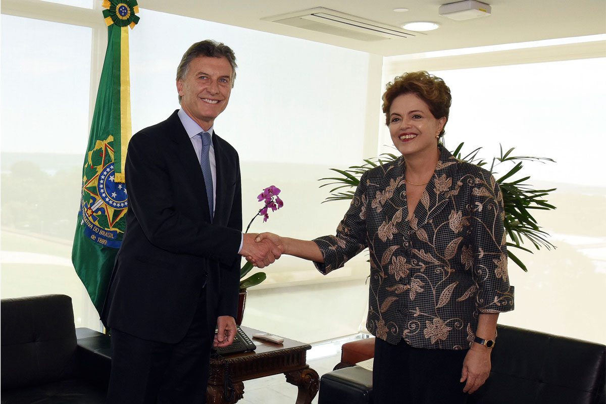 Macri visitó a Rousseff, quien vendrá al traspaso de mando