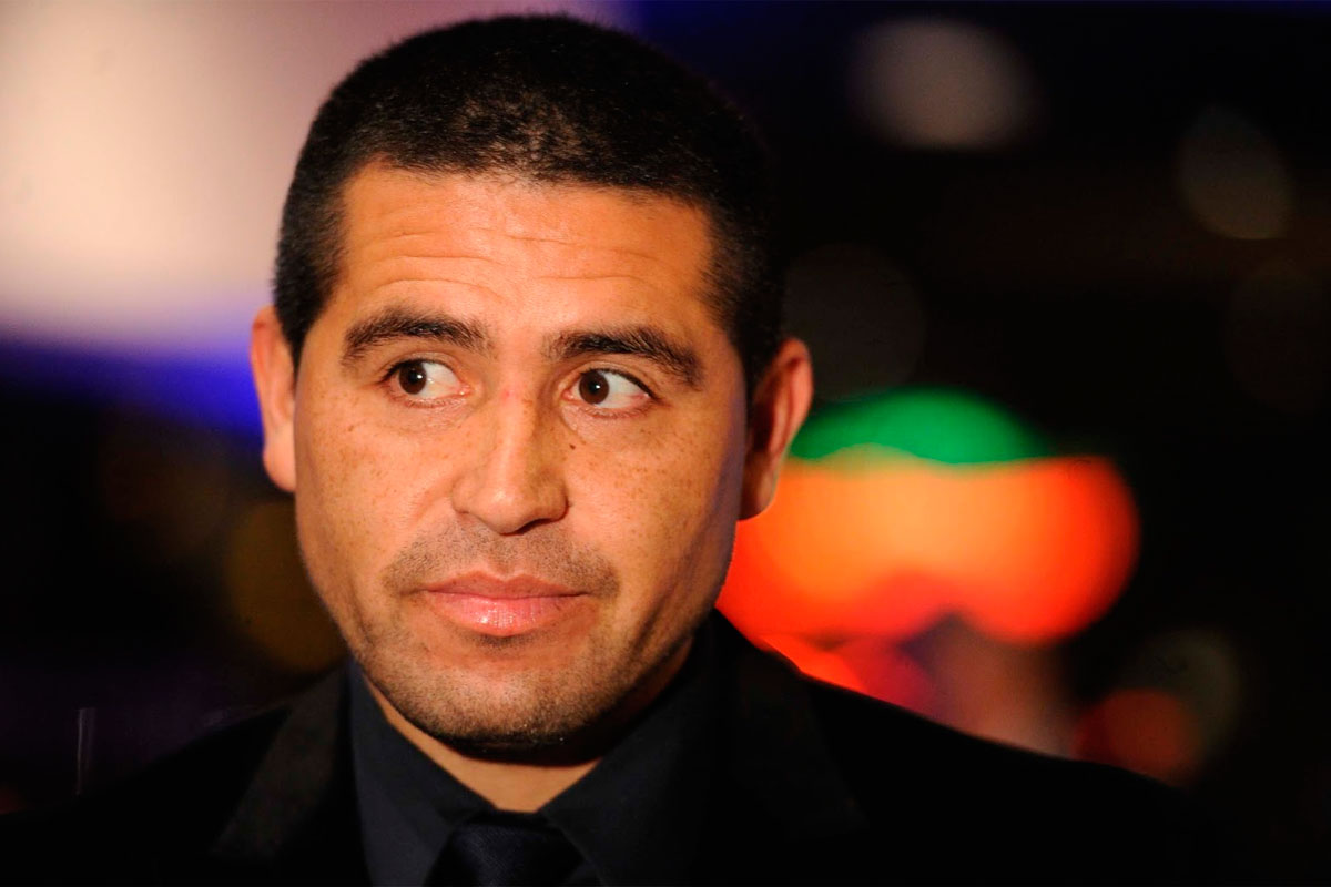 Riquelme: “El árbitro nos regaló la final contra Central”