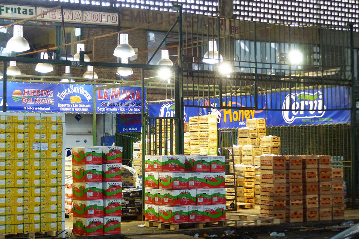 Del productor a la góndola se paga hasta 17 veces más