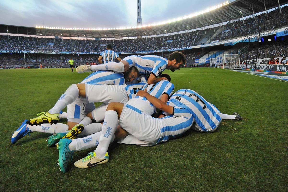 Racing perdió pero clasificó a la copa Libertadores