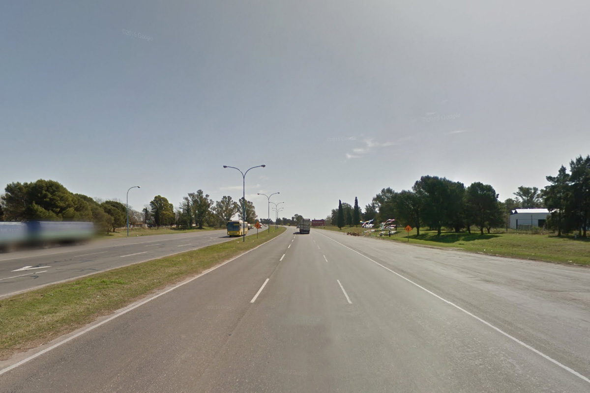Murió un hombre tras ser arrollado en la autopista