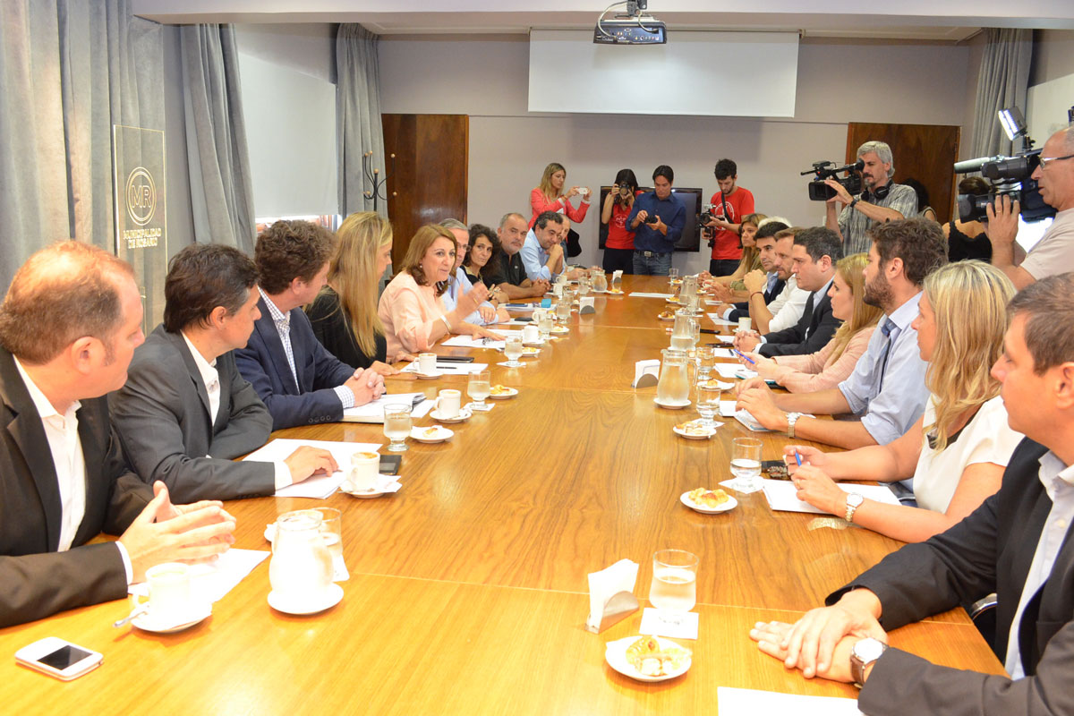 La reunión entre Fein y los concejales trajo repercusiones