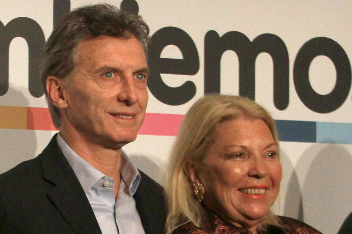 Carrió presenta proyecto para evitar jueces por decreto