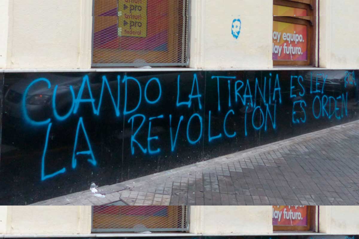 La sede local del PRO sufrió pintadas agresivas