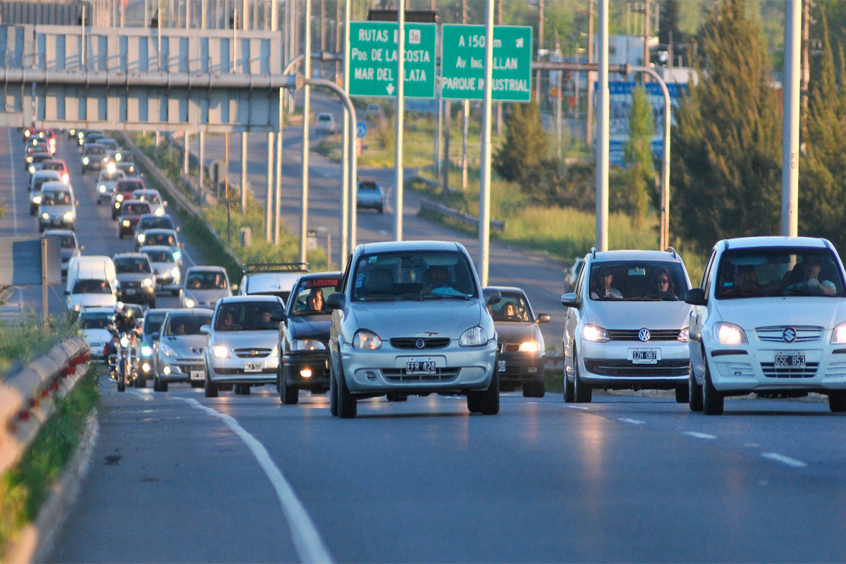 Ya rige la restricción de camiones en rutas y accesos