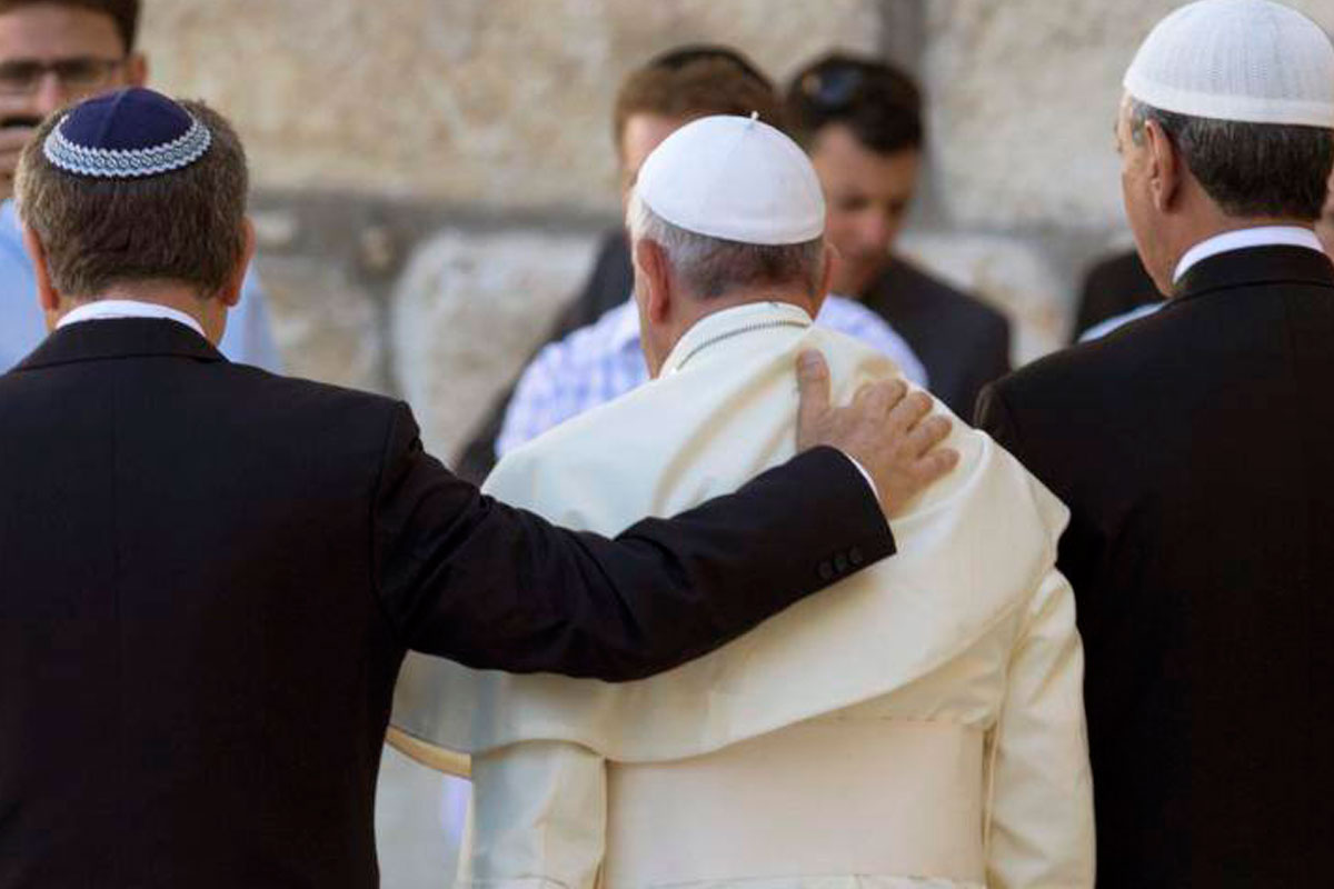 Se estrecha la unidad entre Judíos y Católicos