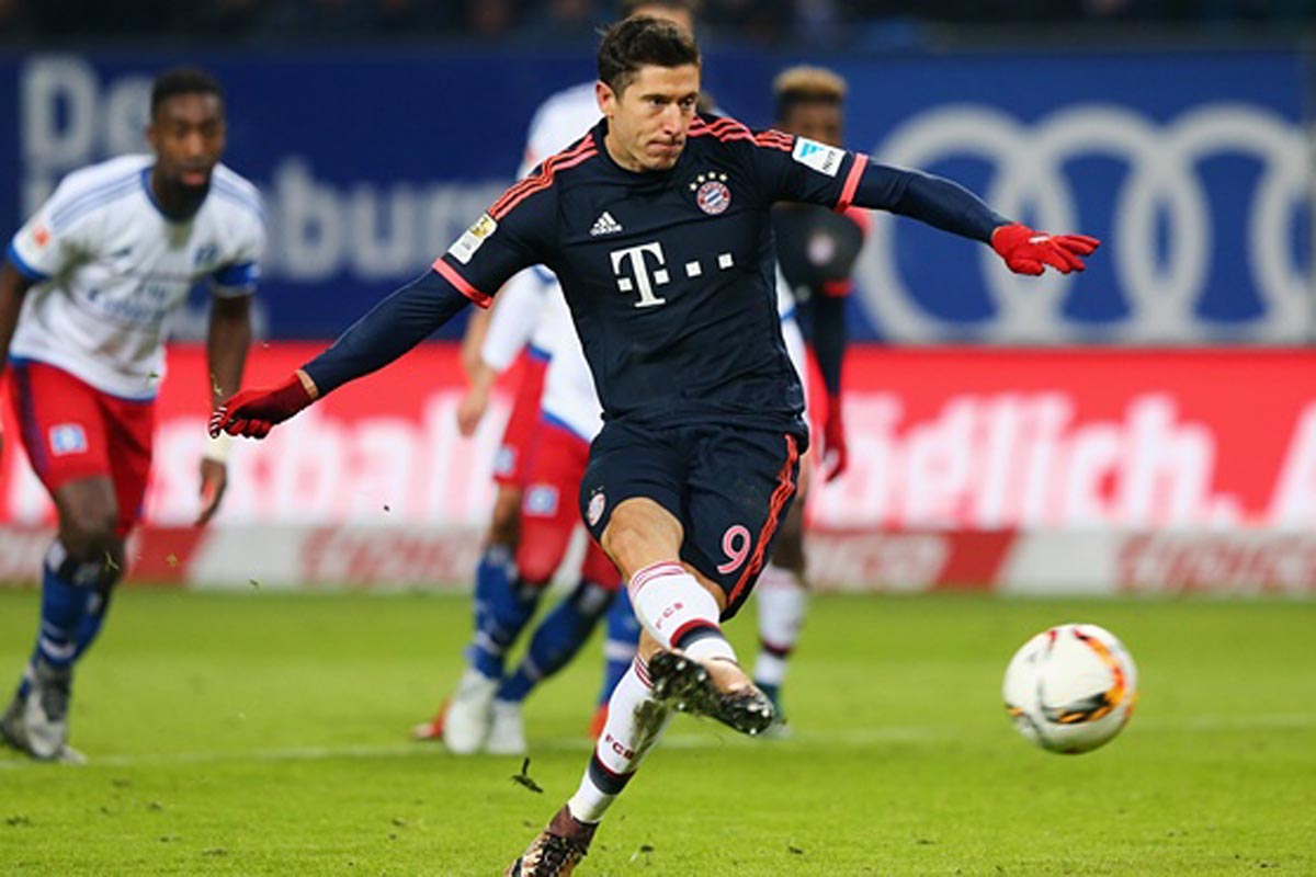 Bayern Múnich ganó con dos goles de Lewandowski