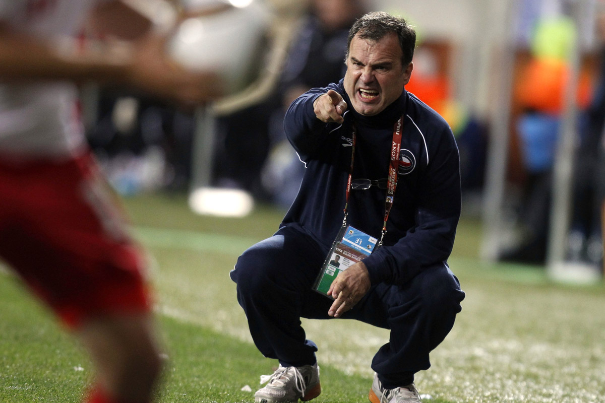 Descartaron a Bielsa para dirigir Chile y van por Gallardo