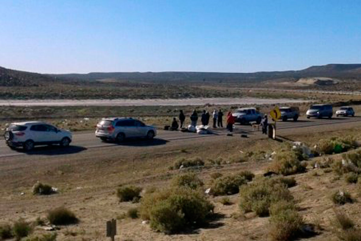 Gendarmería despejará corte de ruta en Caleta Olivia 