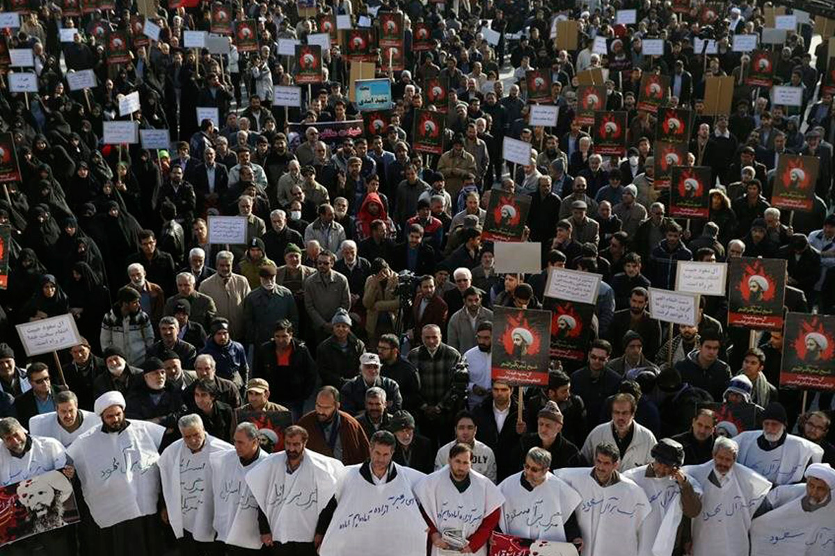 Miles de iraníes protestan contra Arabia Saudita