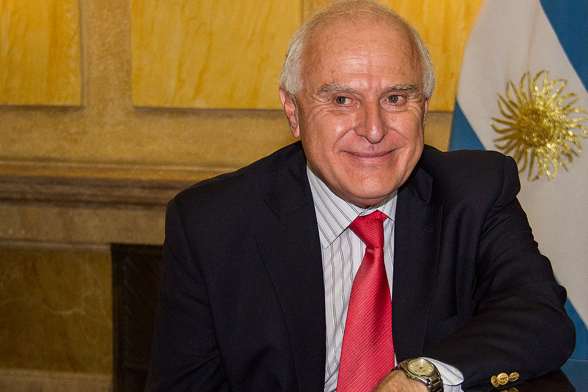 Lifschitz anunció que los nodos policiales serán disueltos