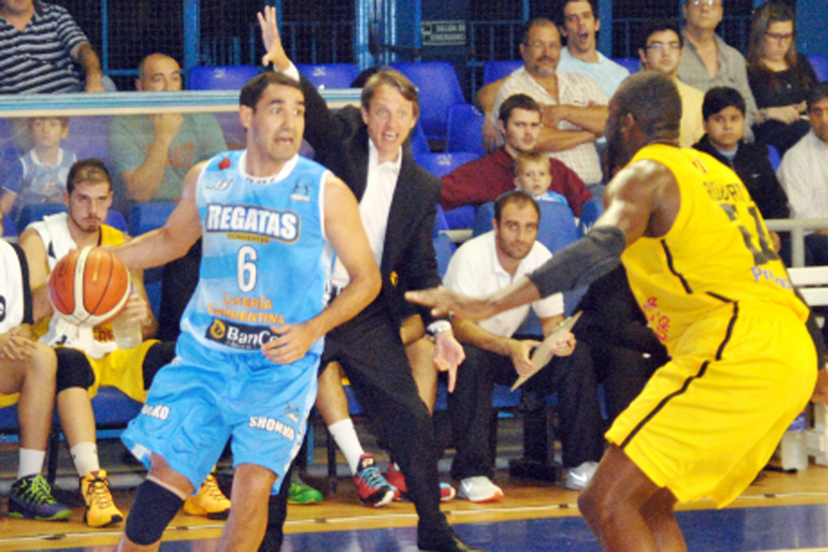 Regatas-Libertad juegan por la Liga Nacional de básquet
