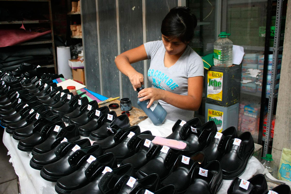 Industria del calzado fabricó 125 millones de pares en 2015
