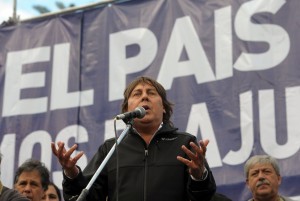 Télam Buenos Aires 29/05/2013.- Sindicatos y organizaciones sociales que integran la Central de Trabajadores Argentinos (CTA) que conduce Pablo Micheli realizaron un paro y movilización que prevé más de 100 cortes de rutas y calles en todo el país. Foto: José Romero/Télam/dsl