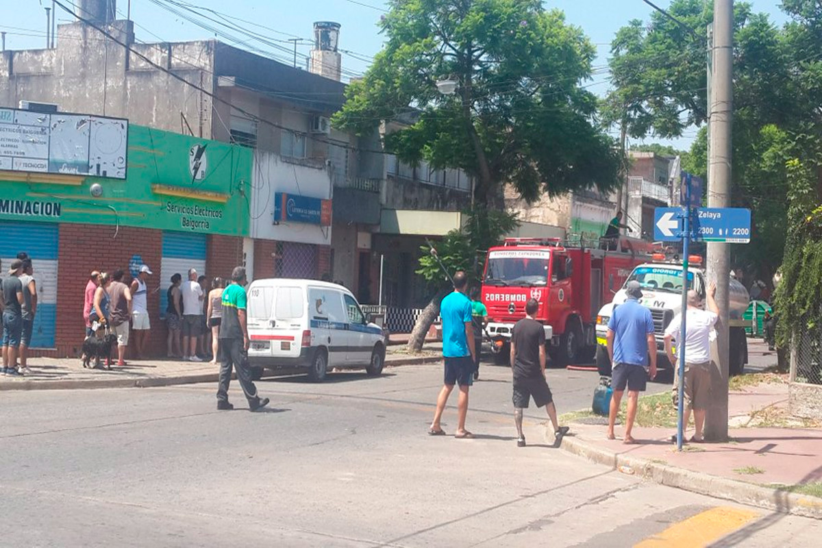 Incendio por la rotura de un caño de gas en zona norte