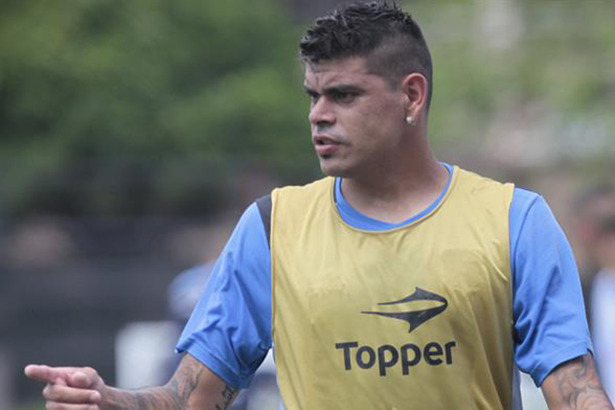 Gustavo Bou llegó a un acuerdo y se quedará en Racing