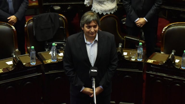 Denuncian usurpación a la oficina de Máximo Kirchner