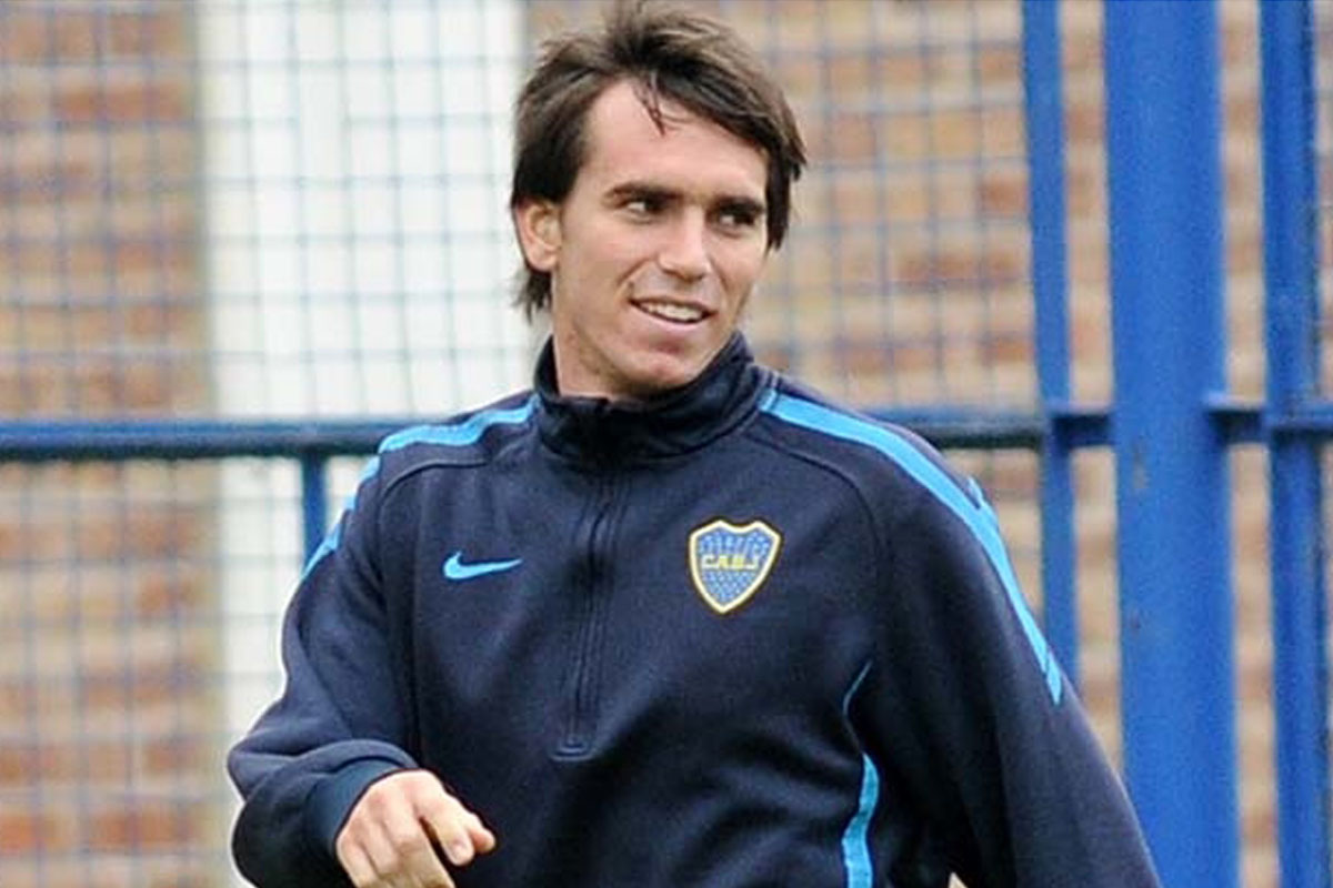 Lanús sumará a Mouche y se retira del mercado de pases