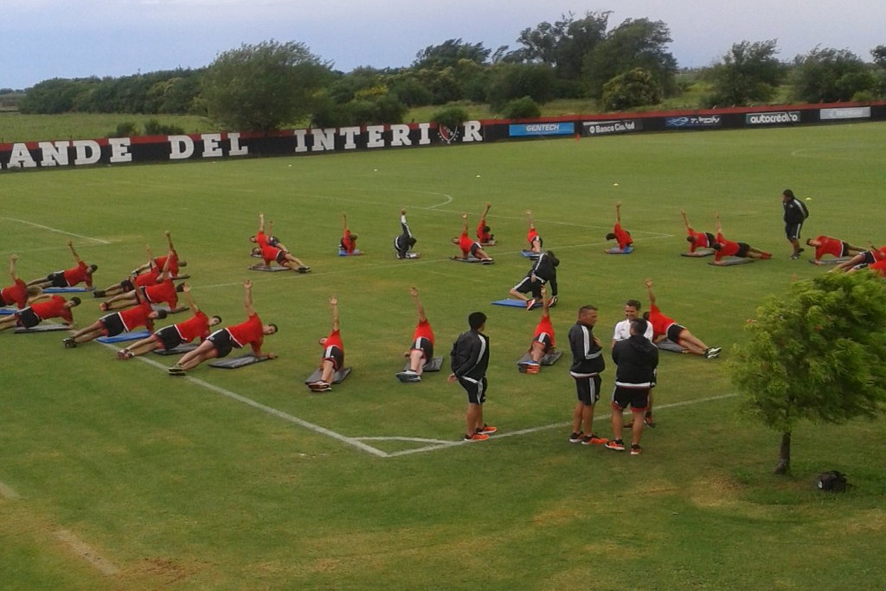 Aún sin refuerzos, Newell’s volvió a los entrenamientos