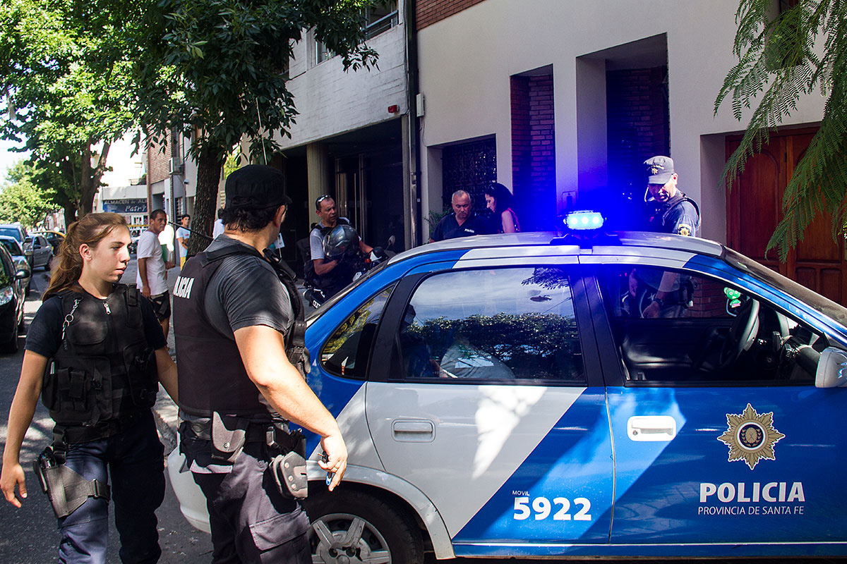 Detuvieron a un prefecto por robar en el centro santafesino