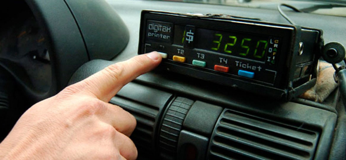 Taxis: Sindicato de Peones ya habla de un aumento del 35%