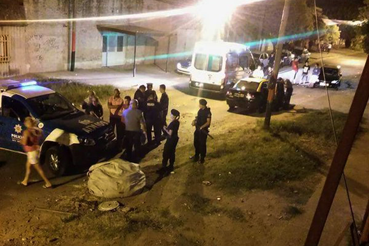 Asesinaron a un taxista y sus colegas lanzaron un paro