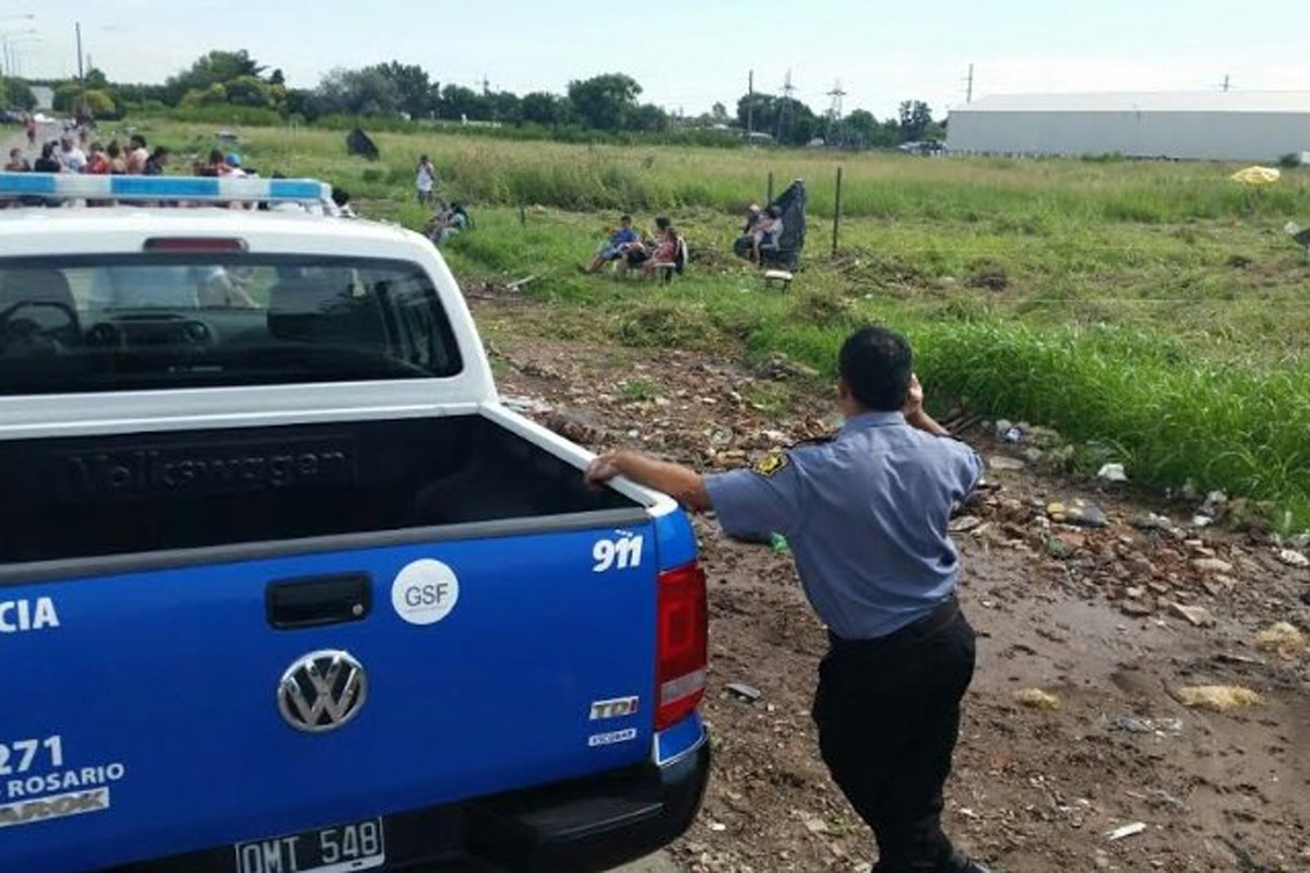 Tensa toma de terrenos en la zona noroeste de la ciudad