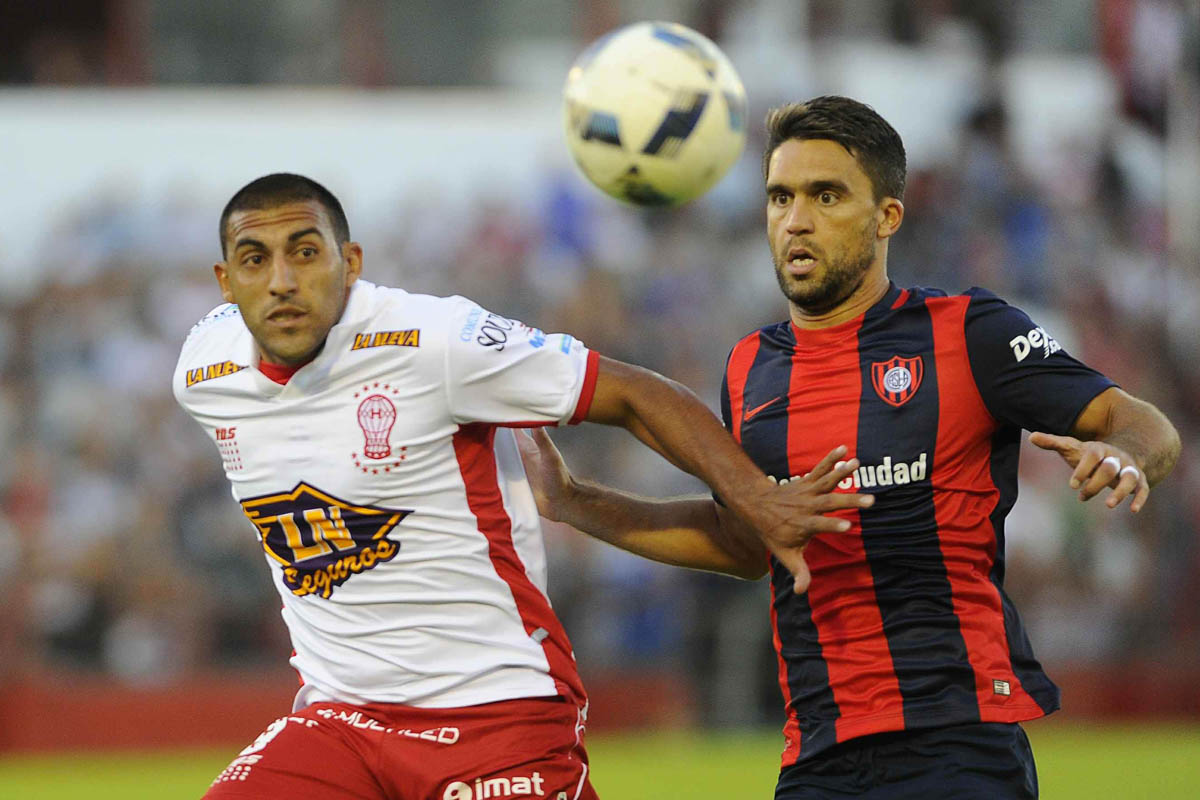 Huracán rescató un empate ante San Lorenzo en el final