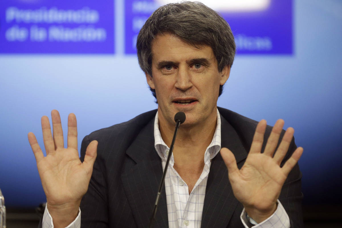 Prat Gay: «Buscamos recuperar el crédito internacional»