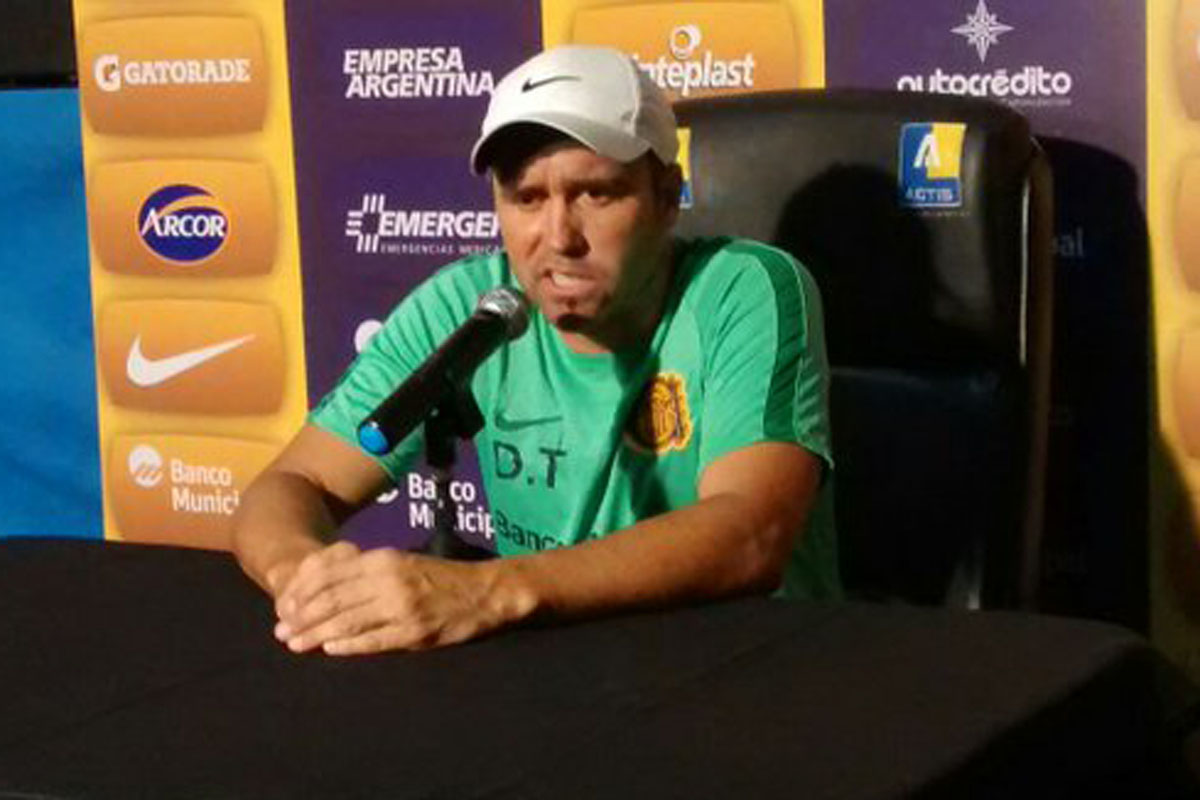 Coudet: «Cada clásico es una historia distinta»