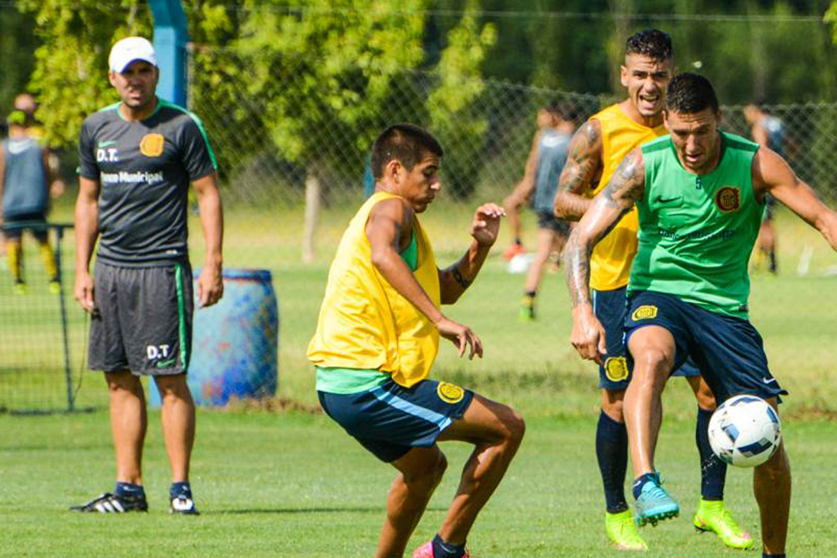 Central: Coudet ya delinea el equipo para el derby