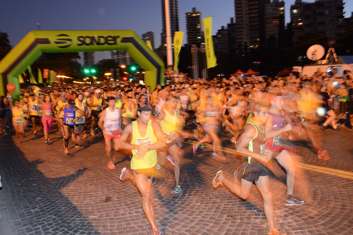 Miles de atletas corrieron el maratón 10K Sonder
